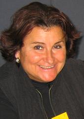 Angie Farrington photo